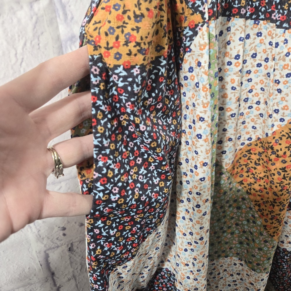 Universal Thread LARGE Shirred Patchwork Print Mi… - image 3